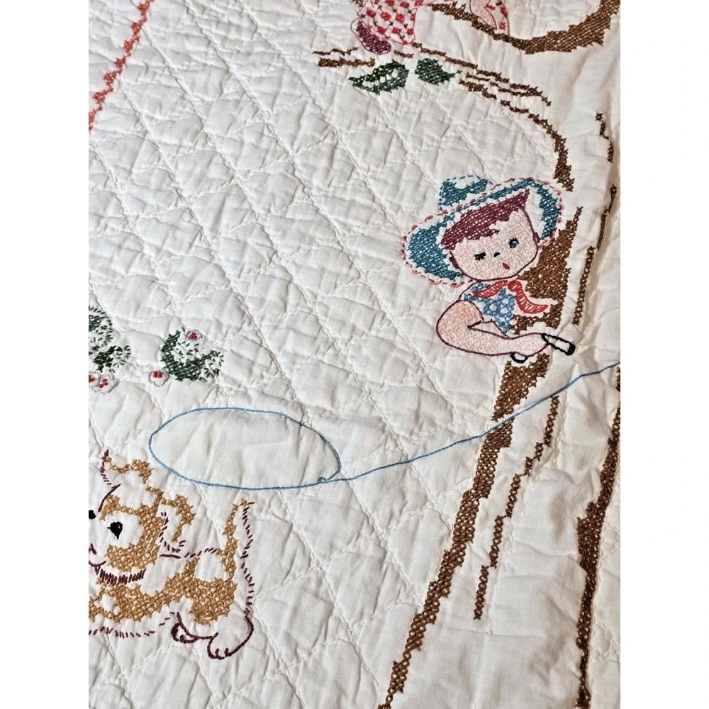 Vintage 1930s Hand Quilted Crib Blanket‎ Nursery Wall Decor Quilt Story Children